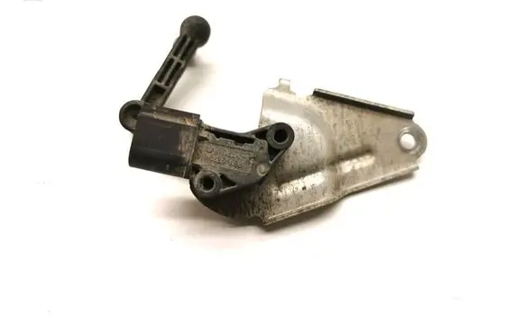 Tesla Model 3 Air suspension front height level sensor 1044941-00-B
