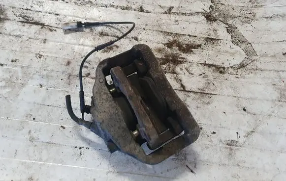 BMW 5 E60 E61 Front brake caliper NOCODE