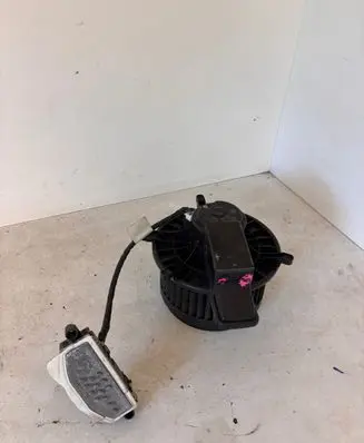 Dodge Durango Heater fan/blower AY2727006361 03472A