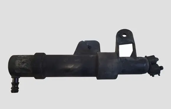 KIA Sorento Headlight washer spray nozzle 050803