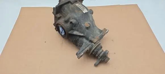 BMW 2 F22 F23 Rear differential 7616971