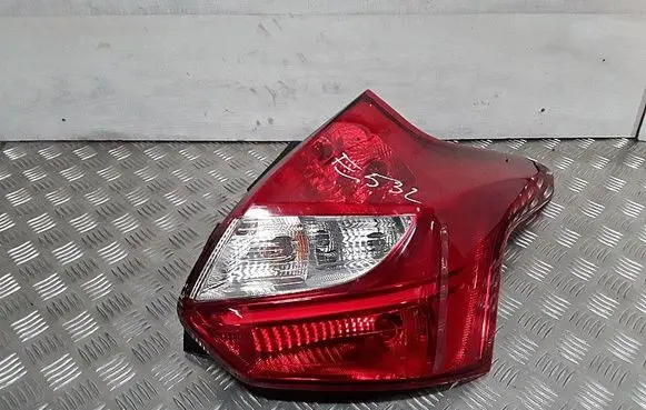 Ford Focus Rear/tail lights bm5113404a bm5113404b