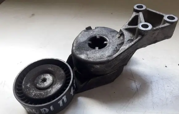 Audi TT Mk1 Generator/alternator belt tensioner 06A903315E