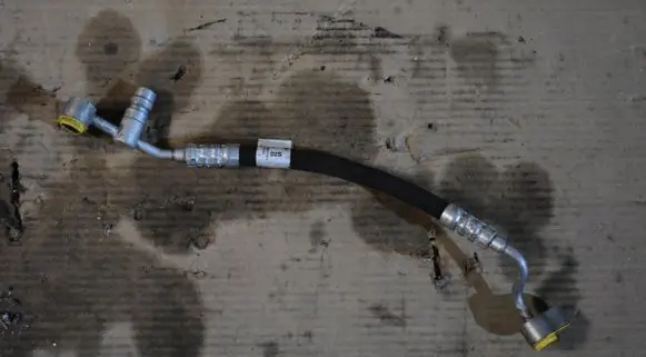 Audi A8 S8 D5 Air conditioning (A/C) pipe/hose 4N1816541