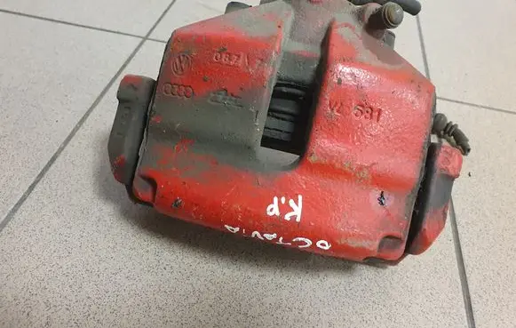 Skoda Octavia Mk2 (1Z) Front brake caliper