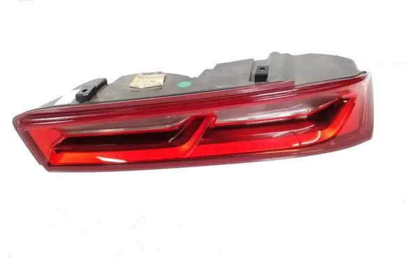 Chevrolet Camaro Rear/tail lights 84136771