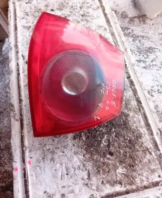 Volkswagen Golf V Rear/tail lights