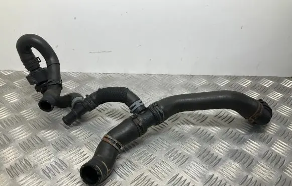 Audi Q3 8U Engine coolant pipe/hose 5N0122291E 5N0122101T 1K0121113A