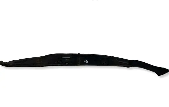 Audi Q3 8U Fender end trim 8U0821112A
