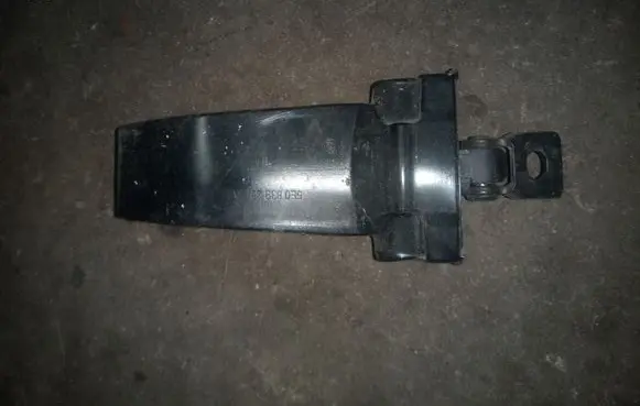 Skoda Octavia Mk3 (5E) Rear door check strap stopper 5E0839267A