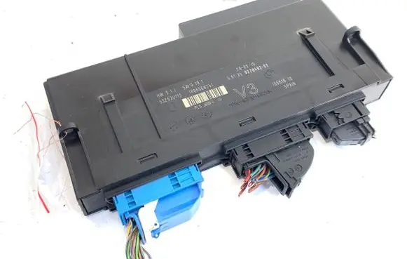 BMW 5 F10 F11 Central body control module 9228492