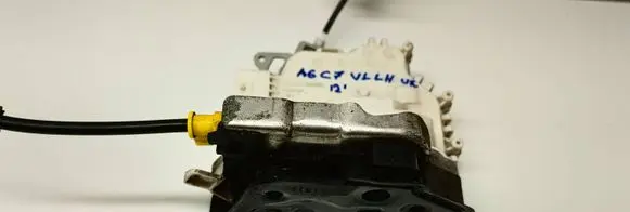 Audi A6 S6 C7 4G Front door lock 8J2837015C