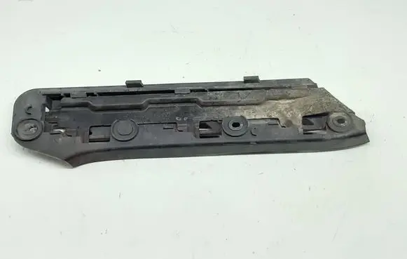 Volkswagen Touran I Front bumper mounting bracket 1T0807935