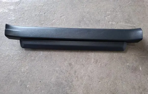 Lexus CT 200H Front sill trim cover 6791076020