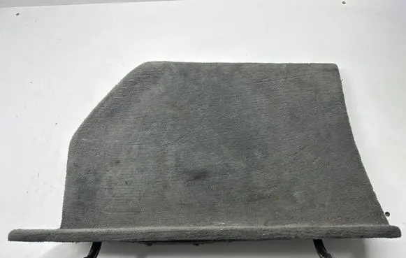 BMW 5 E34 Other trunk/boot trim element 8120253