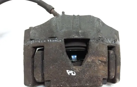 Volvo XC90 Front brake caliper 30657307