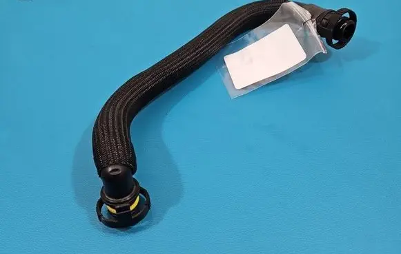 Ford Kuga II Intercooler hose/pipe DS7G-6K817-CA IMPRK1518966