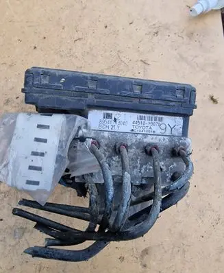 Toyota Corolla Verso AR10 ABS Pump 4451013070 SC10410019 8954143040