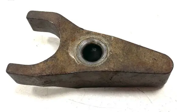 Toyota Avensis T270 Fuel Injector clamp holder
