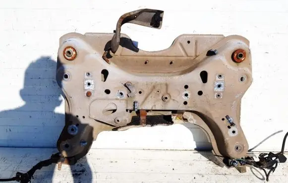 Renault Laguna II Front subframe