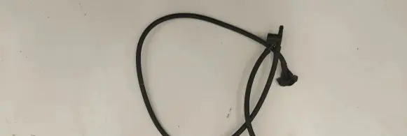 Nissan Leaf II (ZE1) Windshield washer spray nozzle 