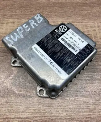 Skoda Superb B6 (3T) Airbag control unit/module 3T0959655D 221098119