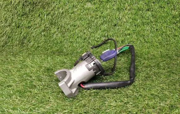 Iveco Daily 3rd gen Ignition lock 500338989 F005V00089