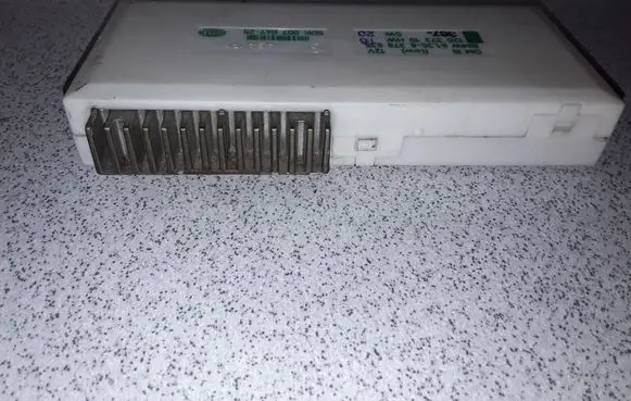 BMW 5 E39 Comfort/convenience module 6135837865 837865