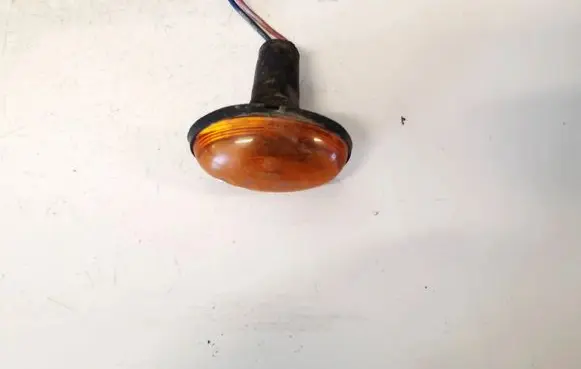 Chrysler Voyager Front fender indicator light