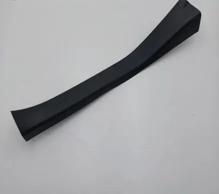 Nissan Leaf II (ZE1) Rear sill trim cover 769B63NLOA