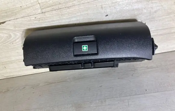 Mercedes-Benz CLS C219 Glove box central console 2116802805