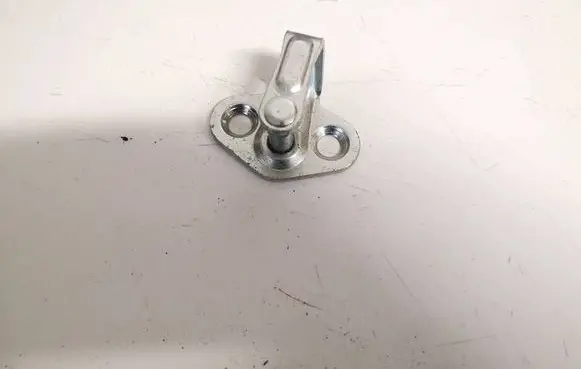 Opel Astra J Front door lock loop/hook striker 