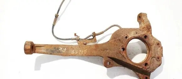 Front wheel hub