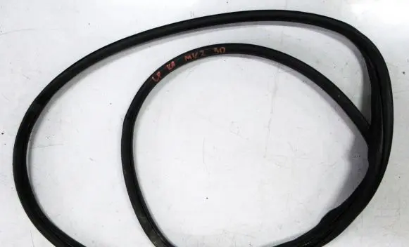 Ford Ka Front door rubber seal 