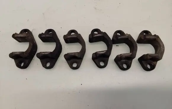 BMW 5 E60 E61 Fuel Injector clamp holder 