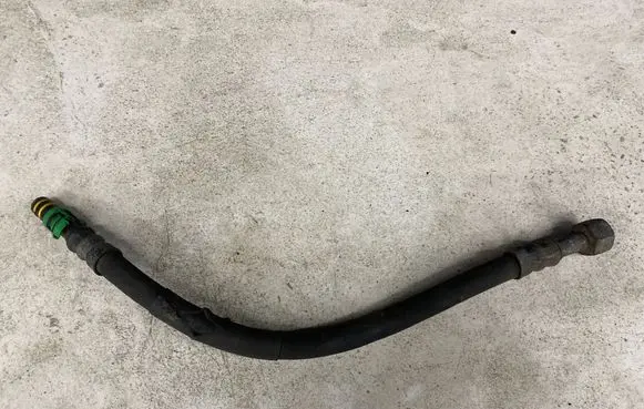 Volvo XC90 Gearbox oil cooler pipe/hose 8649748