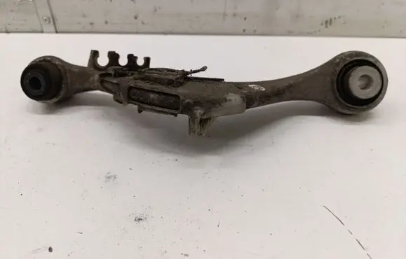 Rear upper control arm/wishbone