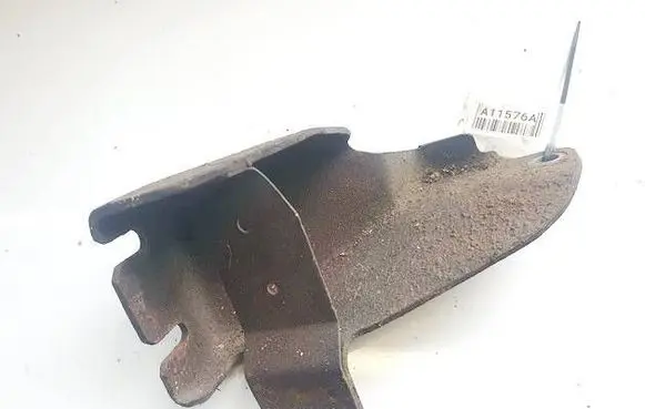 Ford Galaxy Engine mounting bracket