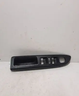 Volkswagen PASSAT B6 Front door window switch trim 5M1867371B