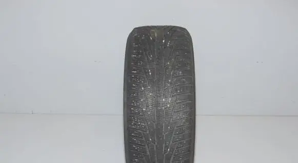 BMW 5 F10 F11 R18 winter tire 