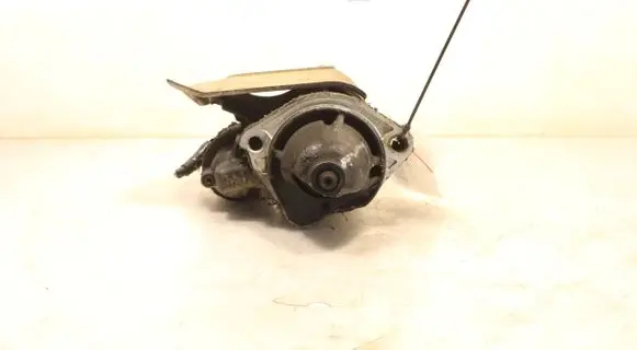 Volkswagen PASSAT B5 Starter motor