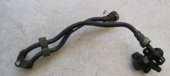 BMW 7 G11 G12 Fuel line pipe 70564516