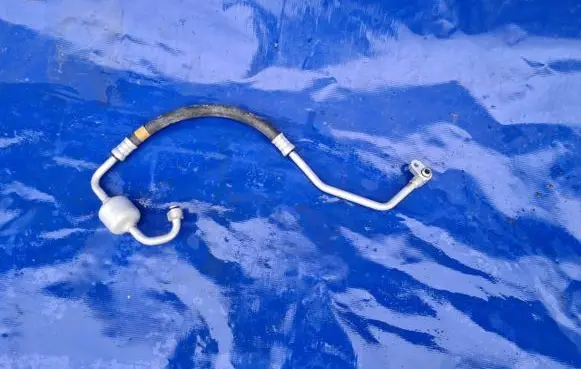 Lexus UX Air conditioning (A/C) pipe/hose