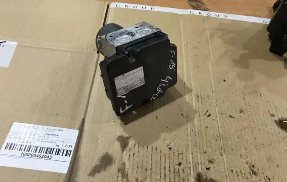 BMW X5 F15 ABS Pump 6864781 6864782