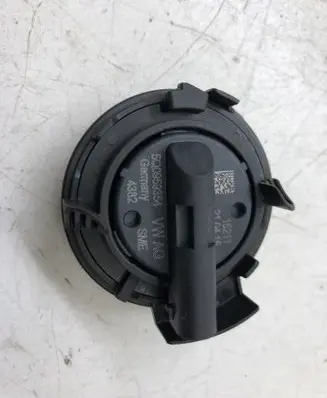 Volkswagen Golf VII Airbag deployment crash/impact sensor 5Q0959354
