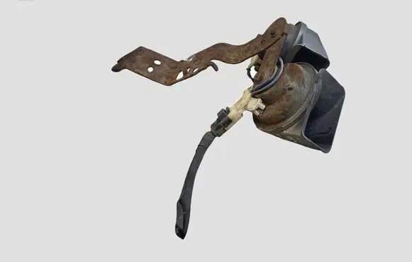 Citroen C5 Horn signal 0055306 A046522