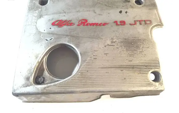 Alfa Romeo 156 Engine cover (trim)