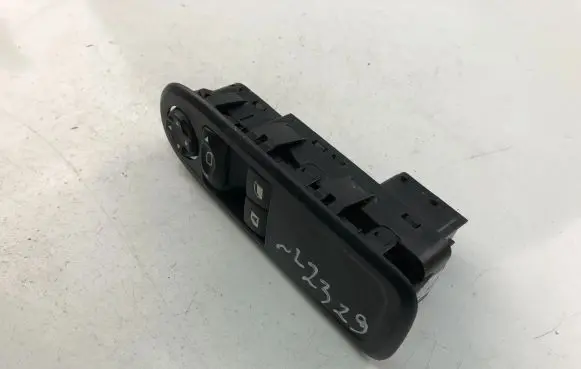 Citroen C3 Electric window control switch 96637530XT