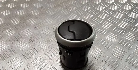 Dash center air vent grill