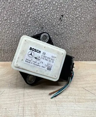 Mercedes-Benz CLS C219 ESP (stability system) control unit A2165420018